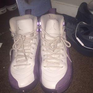 I am selling Jordan’s only wore 1 time